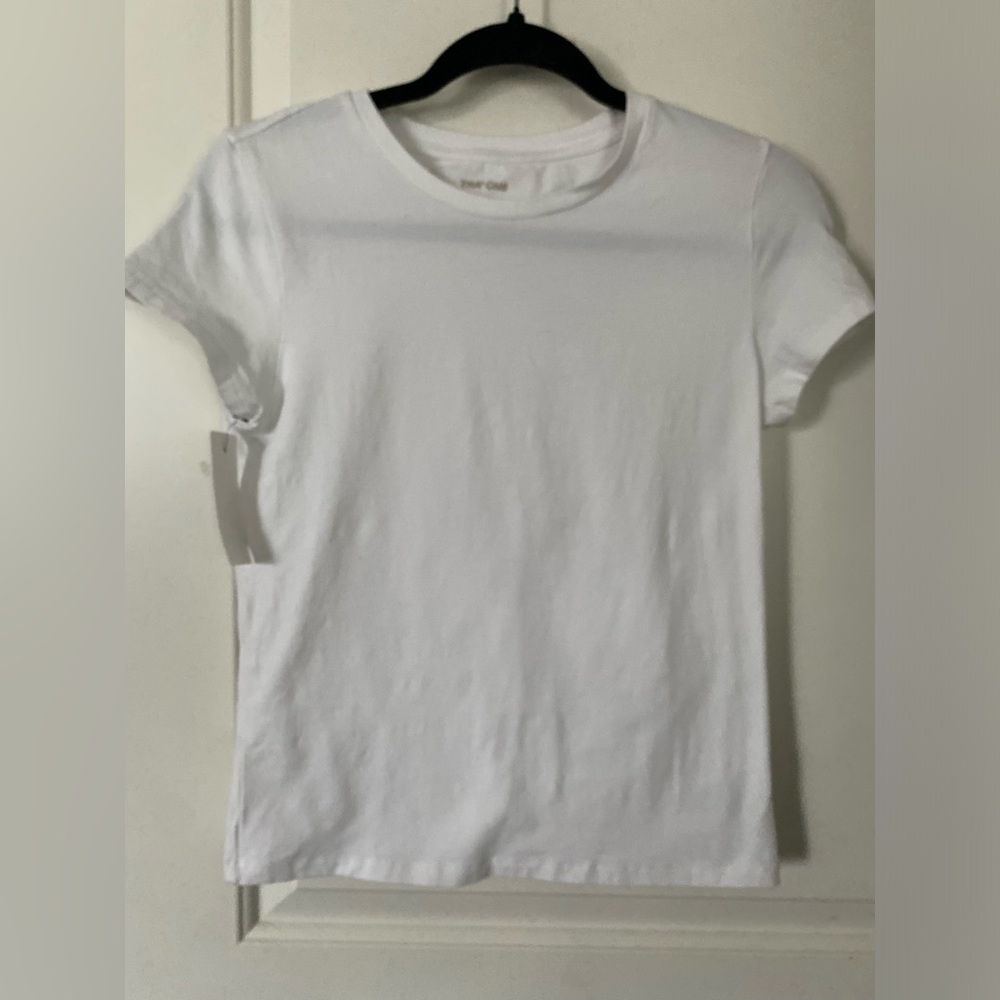 Aritizia Ortiz tshirt